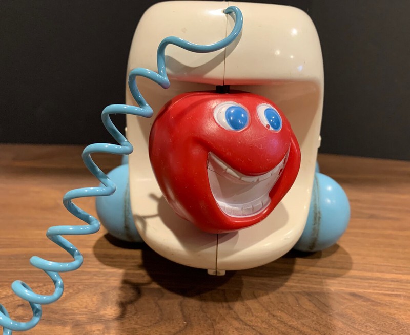 Vintage Tonka Toddlers Pull Toy Vehicle Red Apple Moves Bell System 1970s