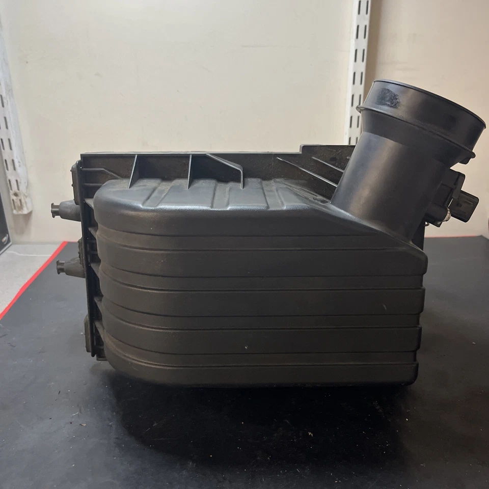 CAIXA DE LIMPADOR DE AR 4,6L COM SENSOR DE FLUXO DE AR Compatível com 2002-2005 FORD EXPLORER MOUNTAINEER - Imagem 2 de 4