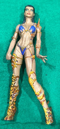 Figurine FATHOM Aspen Matthews – Dédicacée Par Clayburn Moore – Michael Turner – Neuve