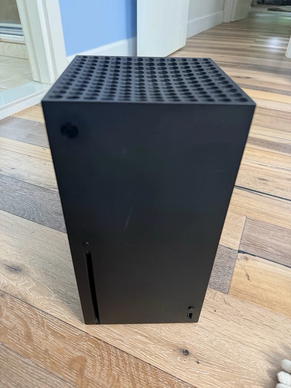 Xbox Series X 1TB used console