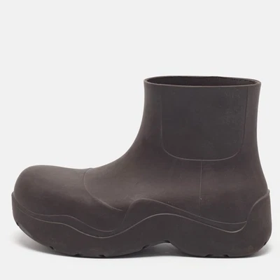 Bottines en caoutchouc marron Bottega Veneta taille 42 - Photo 1/4
