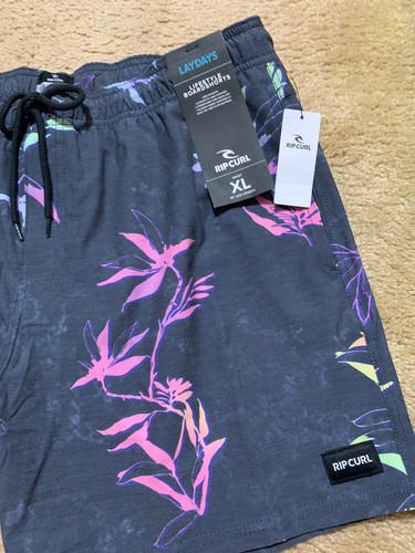 Rip Curl Men’s Shorts XL Board Surfing Brand New Gray Floral Lines - Picture 2 of 4