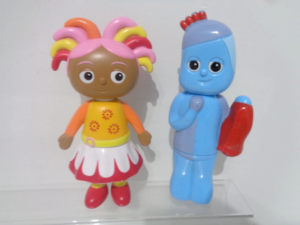 In the Night Garden Pair of Large Stackable Figures + Upsy Daisy Soft Plush Toy - Image 2 of 4