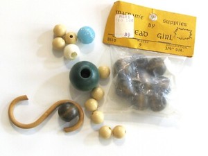 VINTAGE MACRAME BEAD BEADING LOT BEAD GIRL WOOD BEADS ORANGE COUNTY CALIFORNIA
