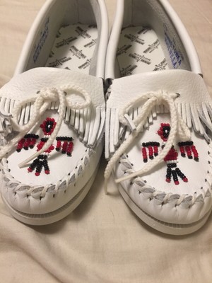 white minnetonka moccasins