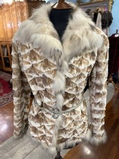 Giacca Pelliccia Visone Beige Con Bordi E Collo In Volpe