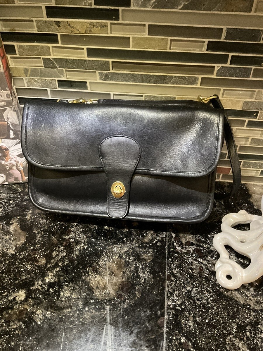 Vintage COACH Double Turnlock Twin Clutch Glovetanned Leather NYC