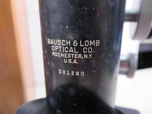 Bausch & Lomb Optical Vintage Microscope Monocular with 3 Objectives Wood Case - 第 3/24 張圖片