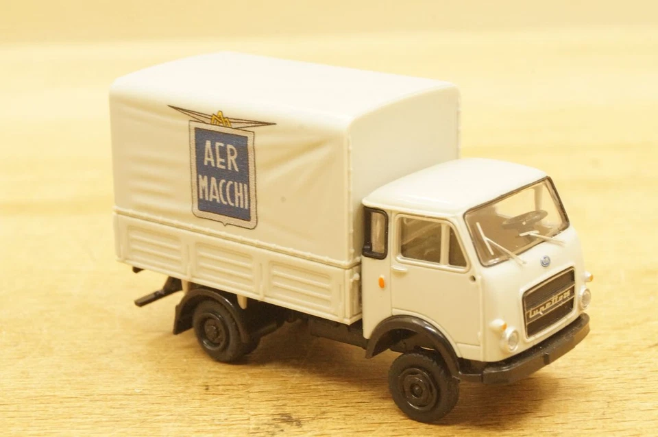 Scala Ho BREKINA 34619 Klein-Laster Camion Om Lupetto 25 " Aer Macchi " Nuovo - Immagine 2 di 4