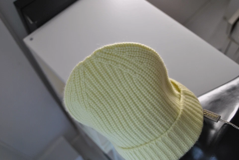 CRUCIANI BERRETTO NUOVA PURO CACHEMIRE  IMBUSTATO 742372828SA Foto 4 de 4