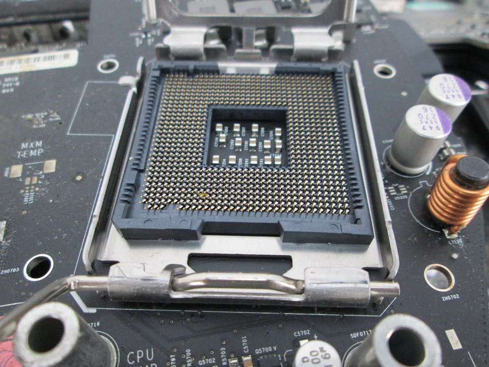 10+ pounds of Computer Motherboard CPU Boards for Precious Metal Scrap Recovery - Image 3 of 4