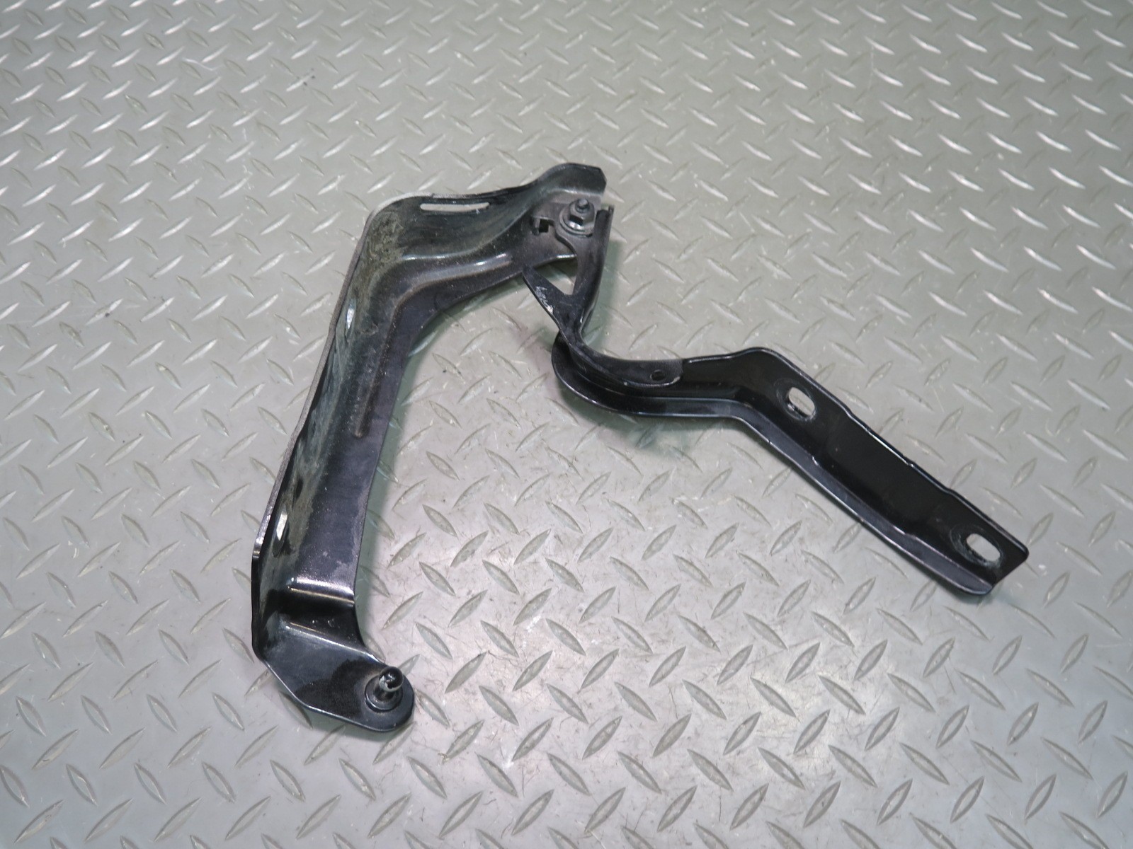 2014-2020 MASERATI GHIBLI M157 LEFT & RIGHT SIDE HOOD BONNET HINGE SUPPORT SET