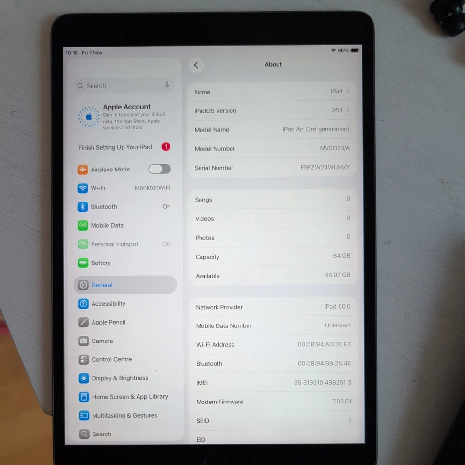 Apple iPad Air (3rd generation) · 64GB · Cellular, photo 1 of 3