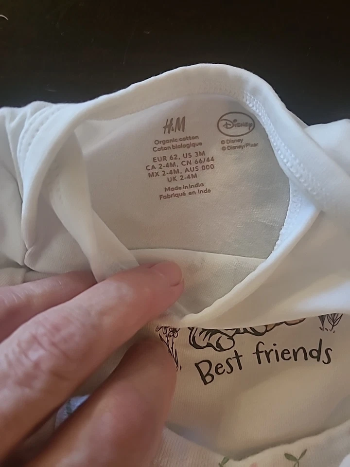 Vestido y lazo de Hello Kitty 6 meses manga larga pero arriba talla 6 meses H&m Disney 3 M Foto 2 de 4