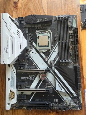 ASRock Z270 Extreme4 Mainboard + Intel Core i7-7700K   LGA1151   funktioniert