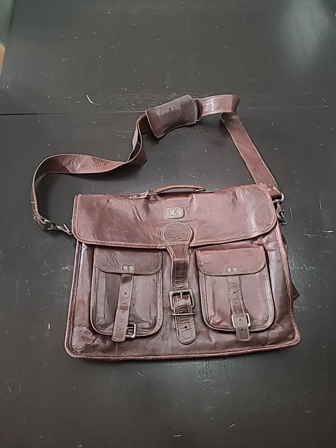 cuero Leather Messenger Bag for Men, 17 Inch Laptop Crossbod