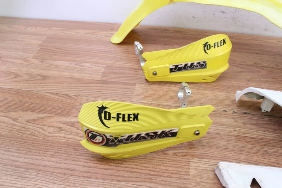 2007 SUZUKI DR200SE Plastic Kit / Fenders Side Covers / Hand Guards - Image 2 of 4