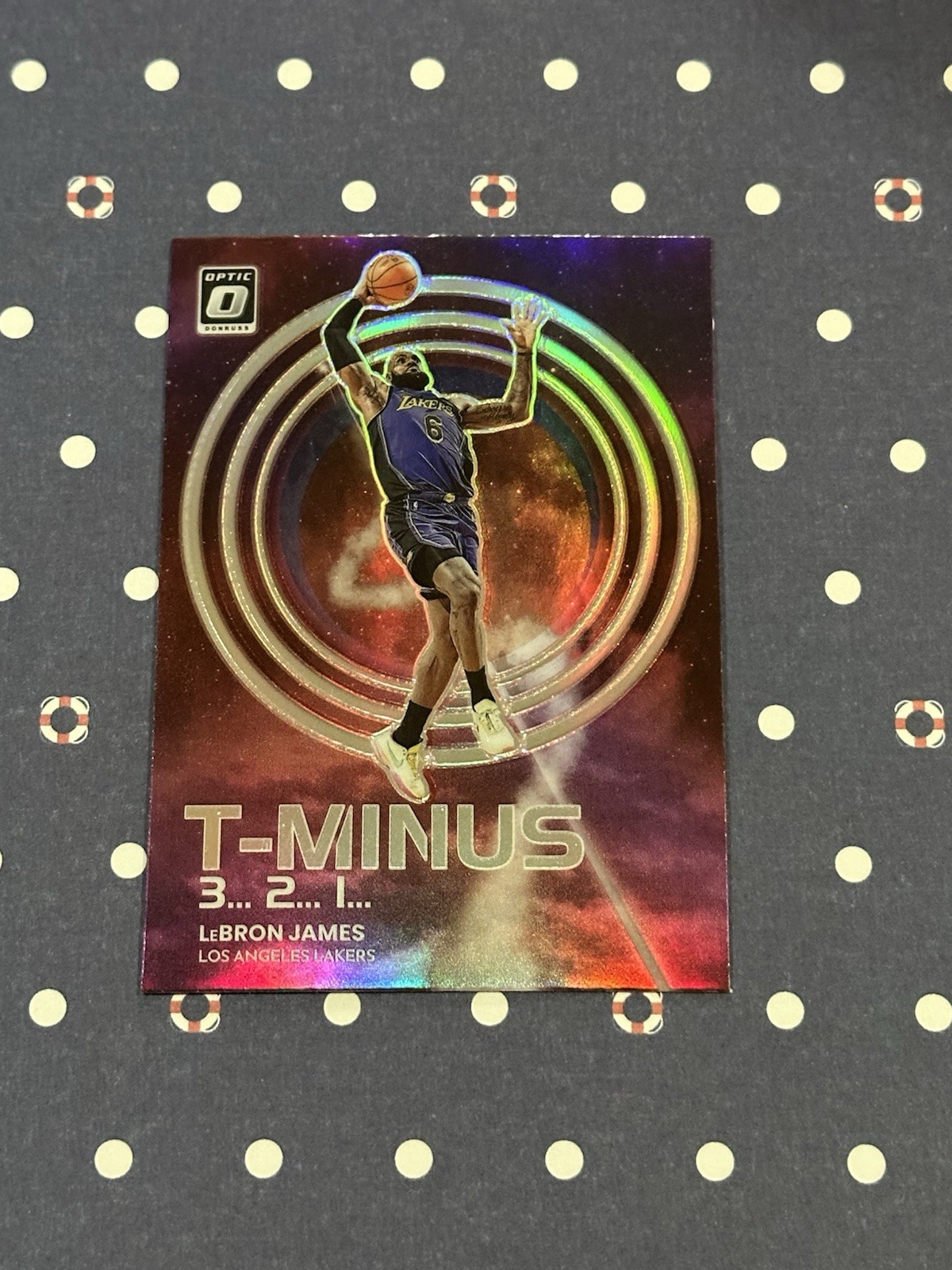 2022-23 Panini Donruss Optic LeBron James T-Minus Silver Prizm #15 LA Lakers (W)
