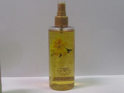 Sheer Lilly by YZY 8.4 oz Revitalizing Body Mist Apricot, Grapefruit & Lilly