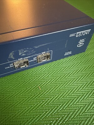 NETGEAR ProSafe GS724T v2 24-Port Gigabit Ethernet Smart Switch
