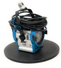 ARRI 650 Plus 650W Fresnel Tungsten Studio Light Flood/Spot, No Barn Door 531600