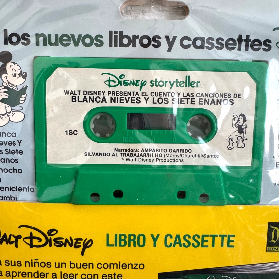 Walt Disney Snow White & Seven Dwarfs Audio Cassette Tape SPANISH VERSION New! - Image 4 of 4