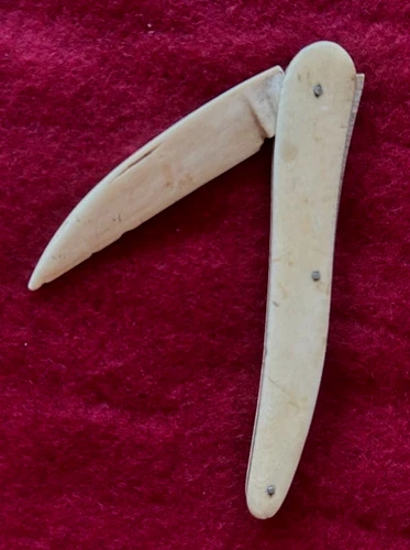 NICE ORIGINAL CIVIL WAR PRISONER HAND CARVED FOLDING KNIFE POW FOLK ART