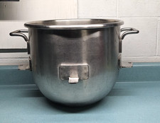 Hobart VMLH30  Stainless Steel 30 QT Commercial Mixer Bowl