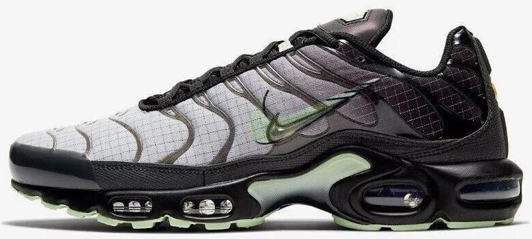 air max plus retro future