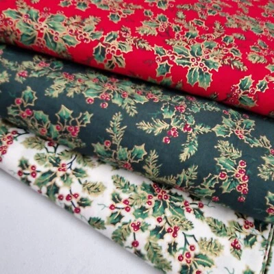 ROSE & HUBBLE Stechpalme 100% Baumwolle Weihnachtsstoff Xmas Nähen Basteln Rot Grün Material