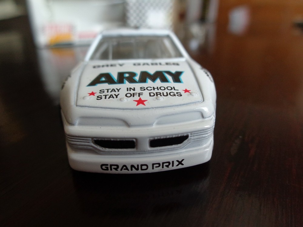 LARRY CAUDILL #44 ARMY 1991 PONTIAC GRAND PRIX 1/64 REVELL RACING COLLECTABLES