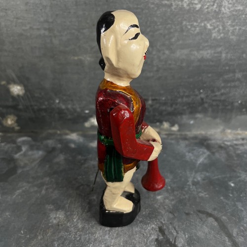 Marionnette articulée traditionnelle vietnamienne en bois - Photo 4 sur 10