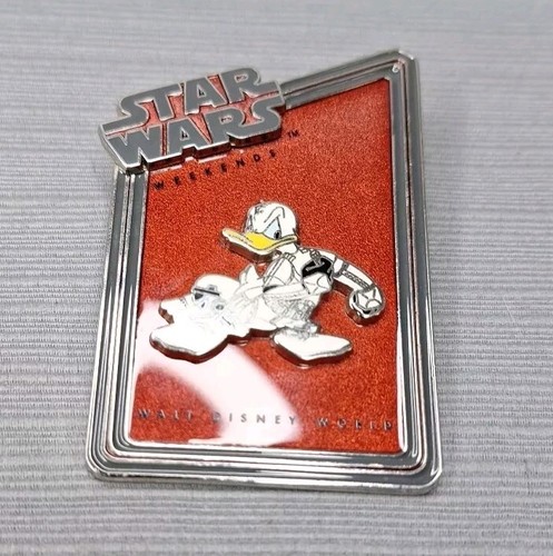 STATUA SPILLA DISNEY STAR WARS WEEKEND 2011 SERIE STORMTROOPER DONALD PIN LE 1977 - Foto 7 di 19