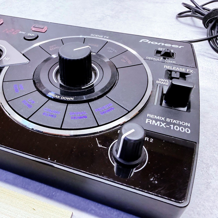 Pioneer RMX-1000 Remix Station DJ Effector Controller Japan Serial Pioneer RMX-1000 Remix Station DJ Effector Controller Japan Serial