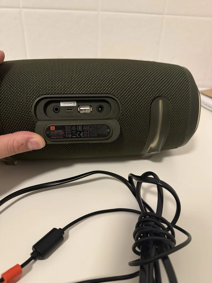 JBL Xtreme 2 mit Originalen Zubehör und Originalen Netzteil Top Zustand - Bild 4 von 4