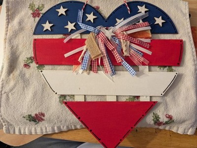 Handmade American Flag Heart Shaped Wall Hanging Art Decoration Plaque