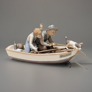 LLADRÓ FISHING WITH GRAMPS, ITEM #01005215, Mint Condition, Very Rare