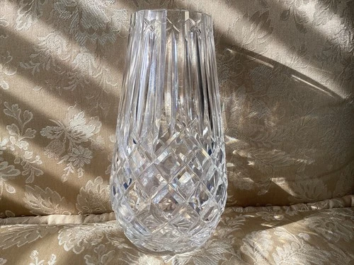 Vintage Waterford Araglin  tall vase 9”, cursive mark, cut crystal, stunning