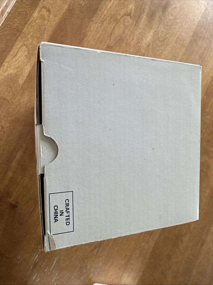 Hispano-Suiza J12 1934 - Danbury como nuevo - diecast 1:24 - caja, inserto - sin coche Foto 4 de 4