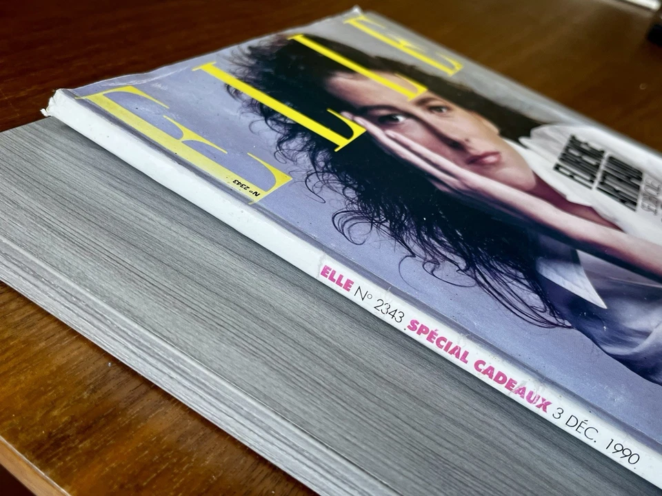RARE French ELLE DECEMBER 1990 Florence Arthaud YASMIN GHAURI Whitney Houston - Image 3 of 4