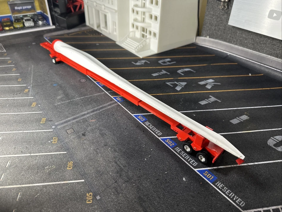 1/64 For DCP Custom Made Heavy Haul Trailer with Wind Blade Load - Image 4 of 4