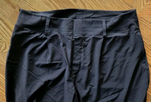 Athleta Cardiff Hiking Outdoor Travel Active Pants Womens Size 22 Black Stretch - Picture 4 of 8