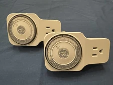 Set Of 2 GE 24 Hr Light / Appliance Timers With Outlet Model GE5101