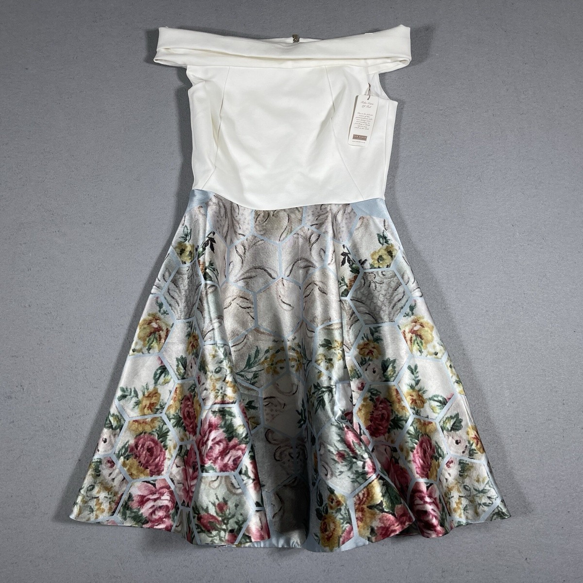 【美品】TED BAKER 白ワンピース Ted baker リボン 白ワンピース 1 - メルカリ