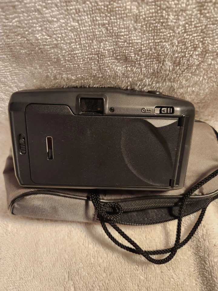 Minolta Memory Maker III Point and Shoot 35mm Film Camera Big View Finder Works - Image 2 of 4