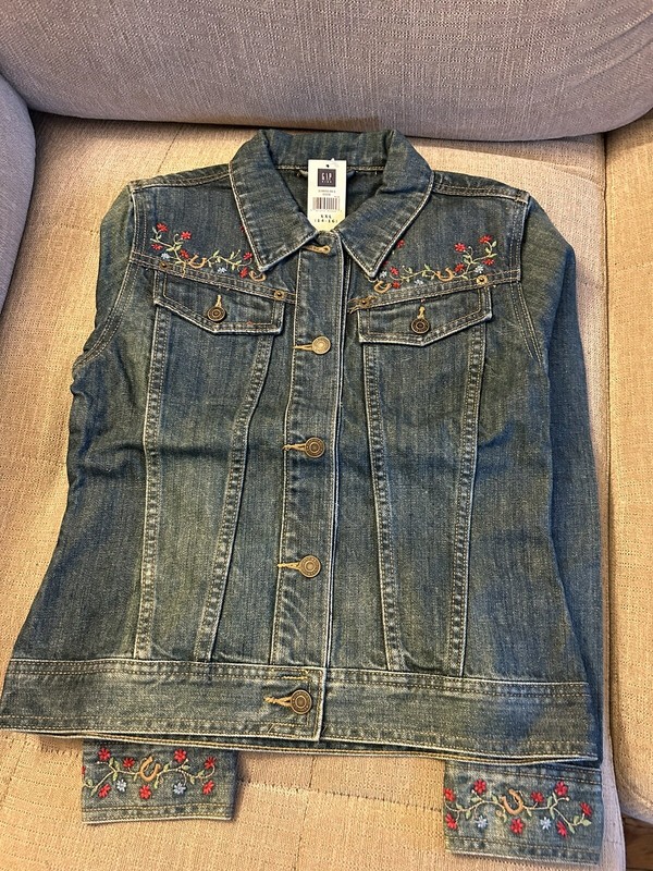 New Gap Girl Embroidered Denim Jacket Size XXL