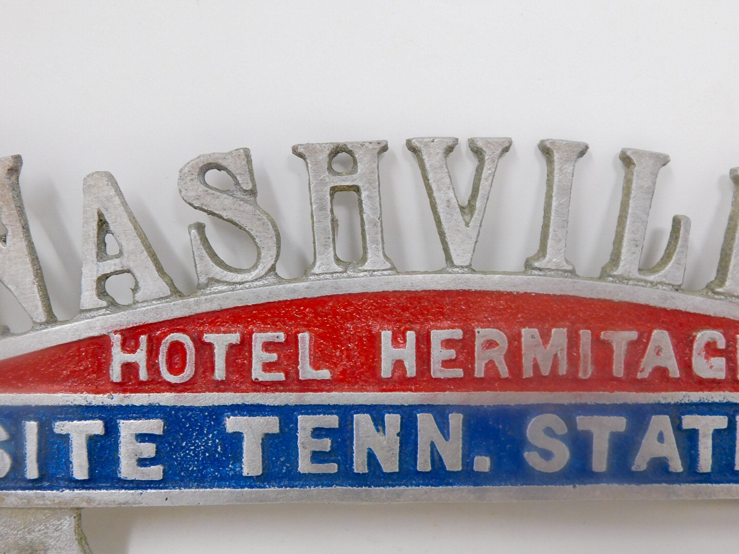 1950s License Plate Topper Nashville TN Hotel Hermitage Opposite State