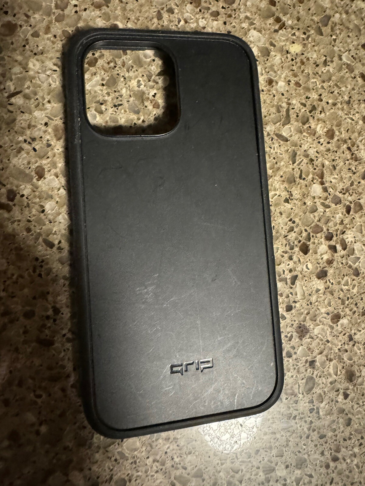 Dbrand Grip Case iPhone 13 Pro Cuisine reunionnaise