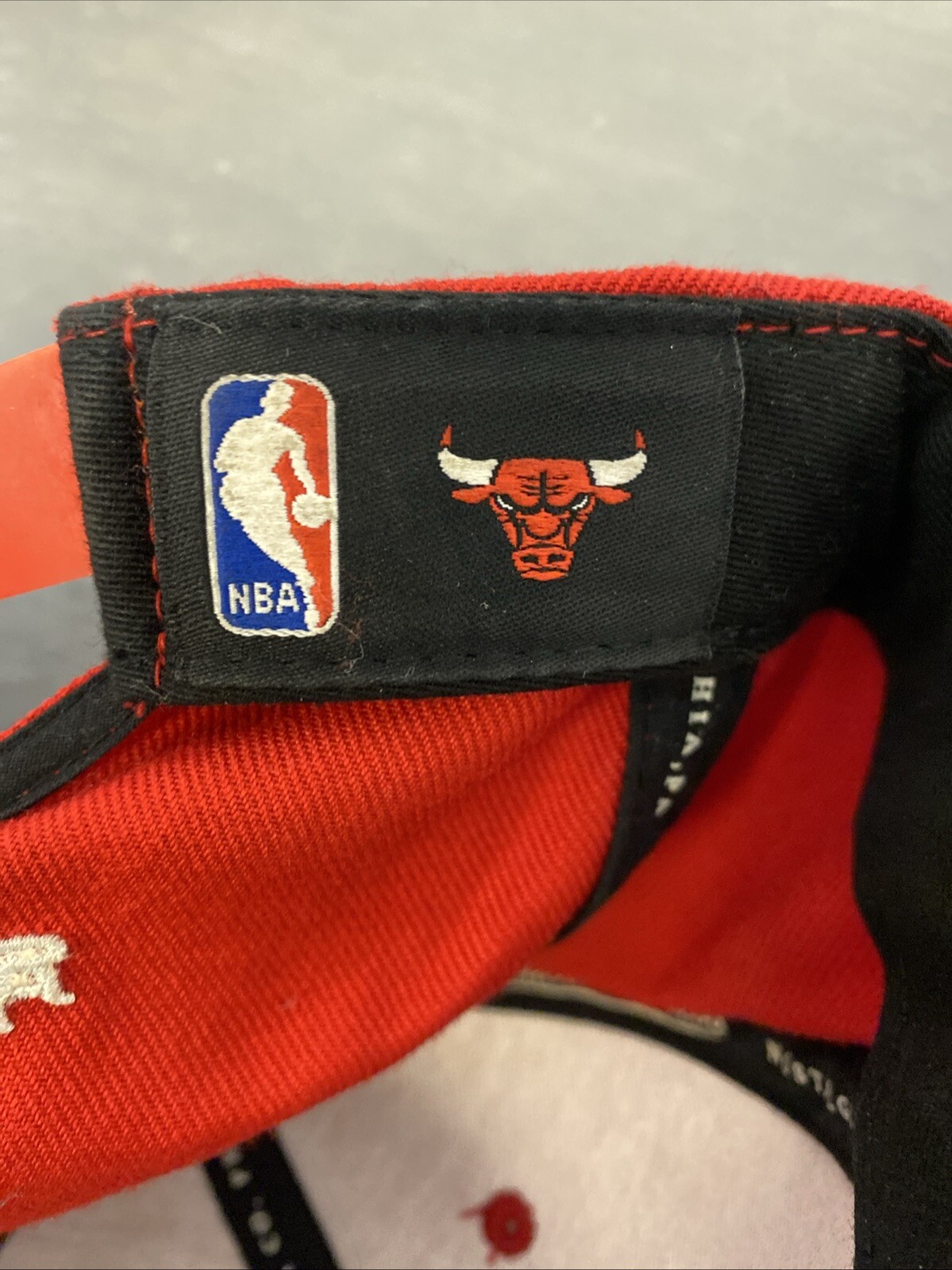 Chicago Bulls Mitchell & Ness Core Basic Snapback… - image 10