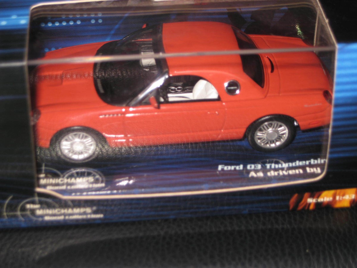 Minichamps 1/43 – Ford Thunderbird James Bond 007 – Miniature Collection – Occasion
